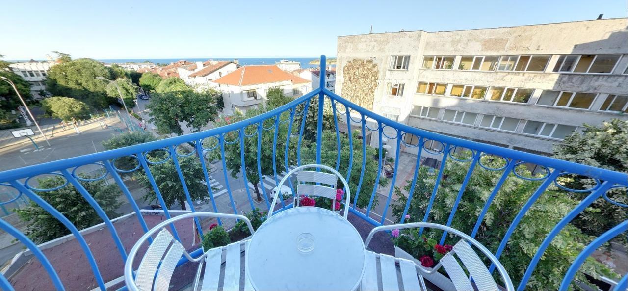 Family Hotel Four Seasons Tsarevo Exterior photo